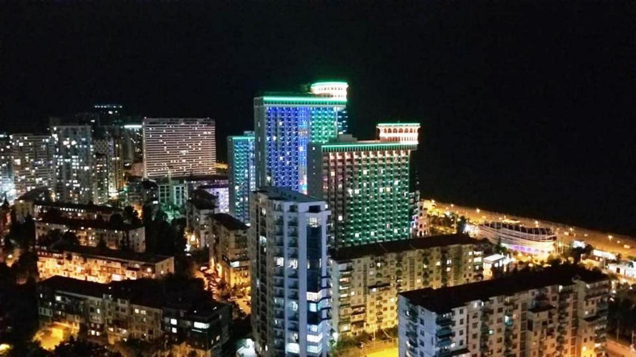 Black Sea Twin Tower Батуми Экстерьер фото