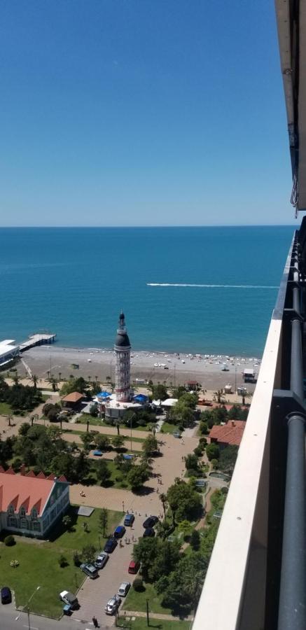 Black Sea Twin Tower Батуми Экстерьер фото